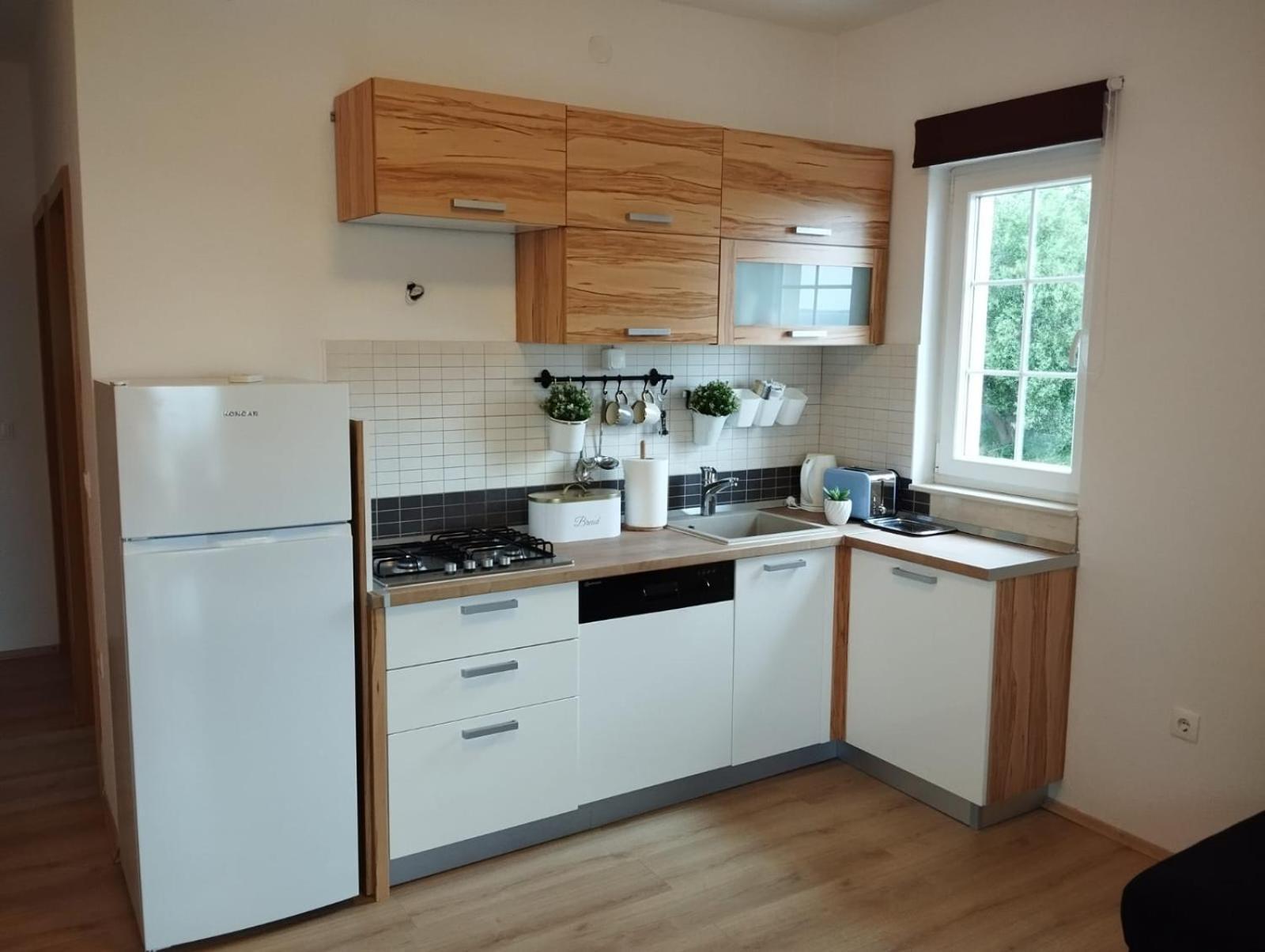 Apartments Gveric Sibenik Bilik gambar