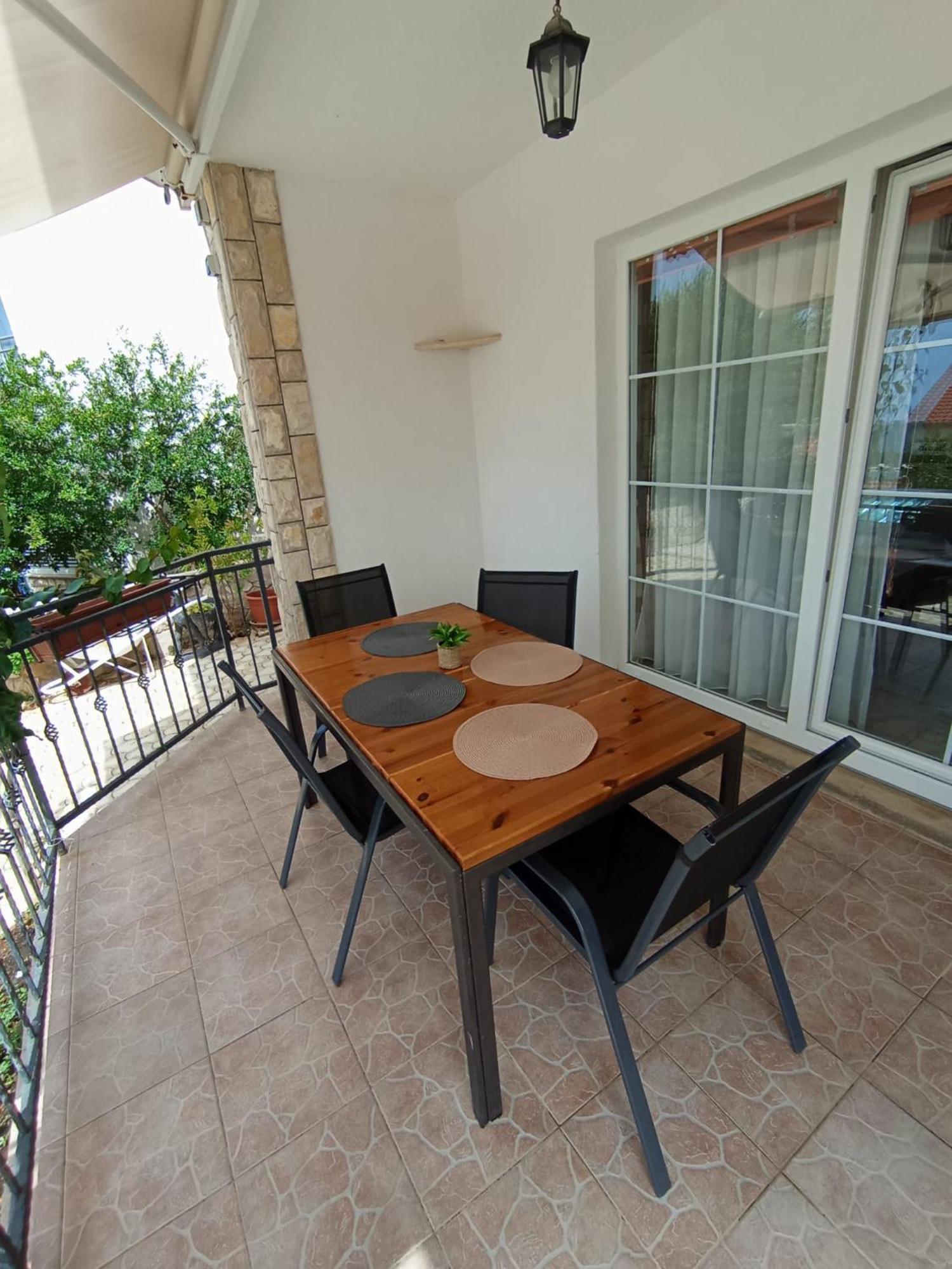 Apartments Gveric Sibenik Luaran gambar